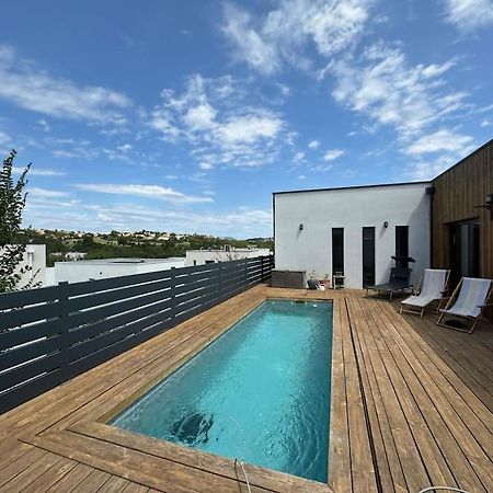 Luxury Villa With Pool And View جوبيجنياك المظهر الخارجي الصورة