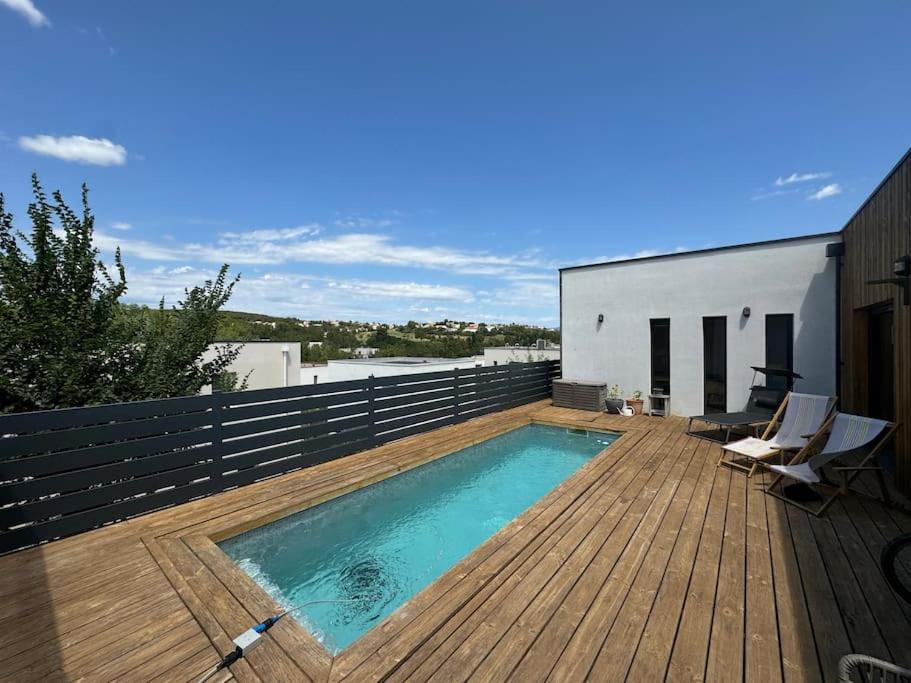 Luxury Villa With Pool And View جوبيجنياك المظهر الخارجي الصورة