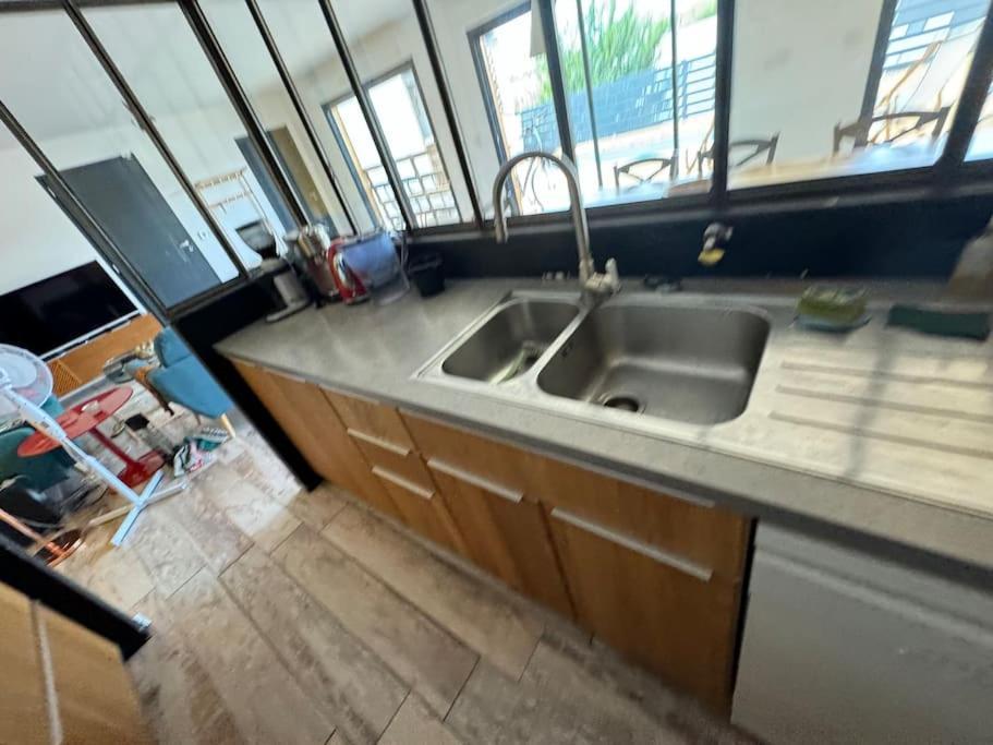 Luxury Villa With Pool And View جوبيجنياك المظهر الخارجي الصورة